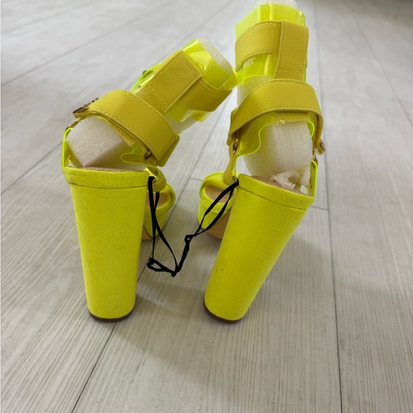 Brand New Strappy Platform Heels - Picture 4 of 7